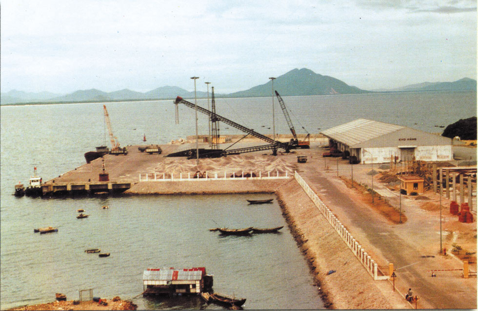 Ben so 1, 2 cang Vung Ang - Ha Tinh copy