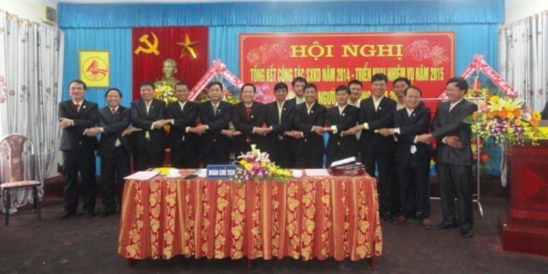 Lễ ký cam kết thi đua năm 2014