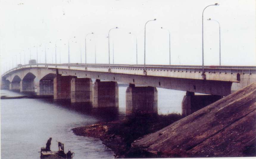 Cau Quan Hau - Quang Binh