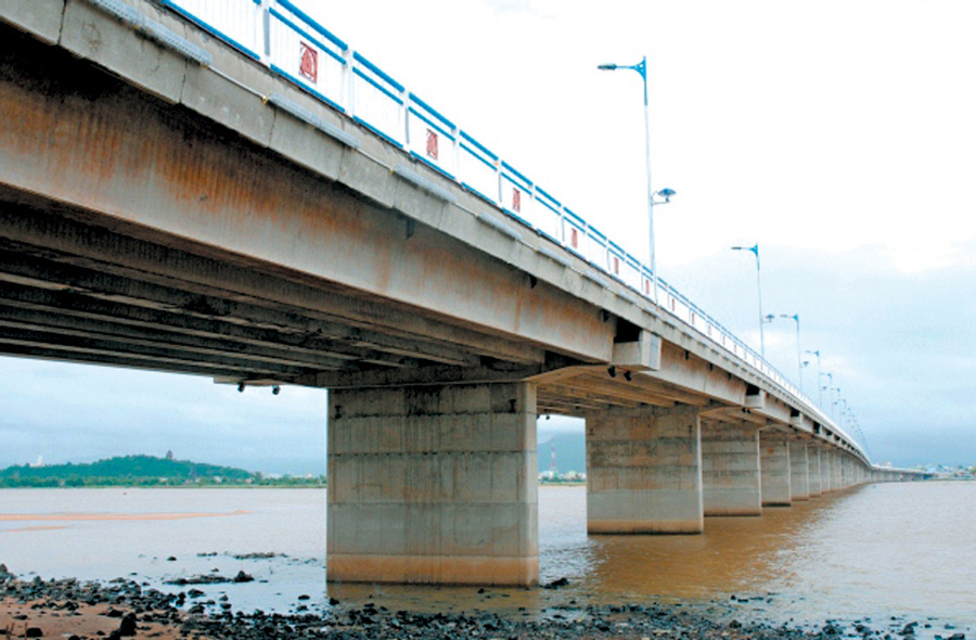 Cầu Hùng Vương tỉnh Phú Yên - Hoàn thành năm 2008